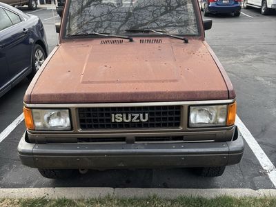 1988 Isuzu Trooper II LS