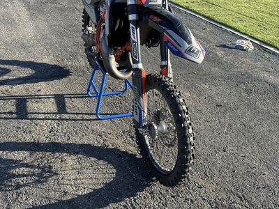 2018 KTM 125