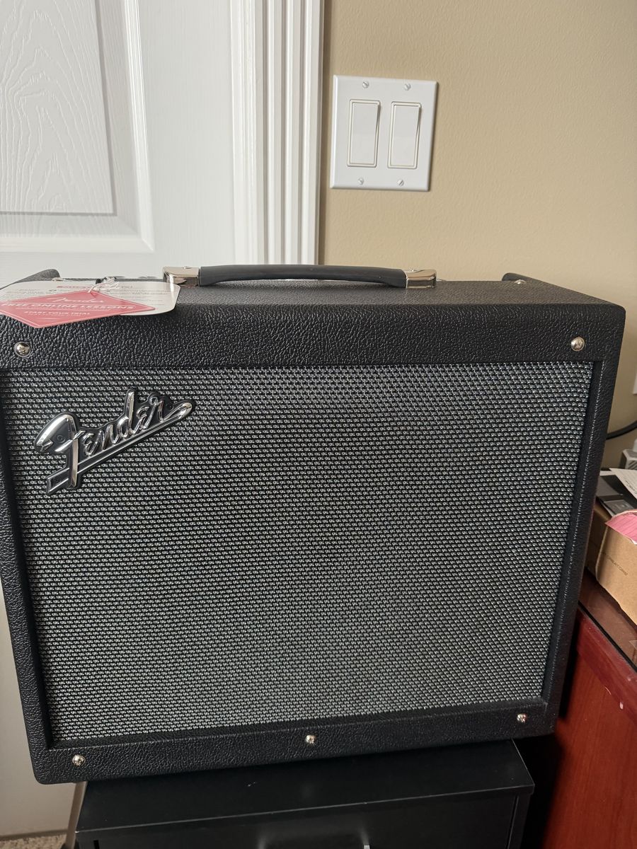 Fender Mustang GTX50 50W 1x12 Guitar Combo Amp with GTX-7 Footswitch