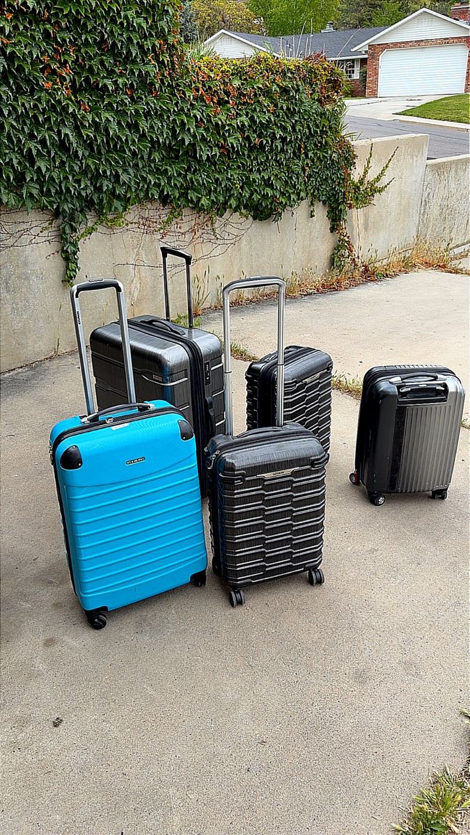 Samsonite four wheel suitcase, luggage hard shell