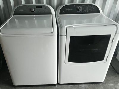 whirlpool cabrio washer & electric dryer set