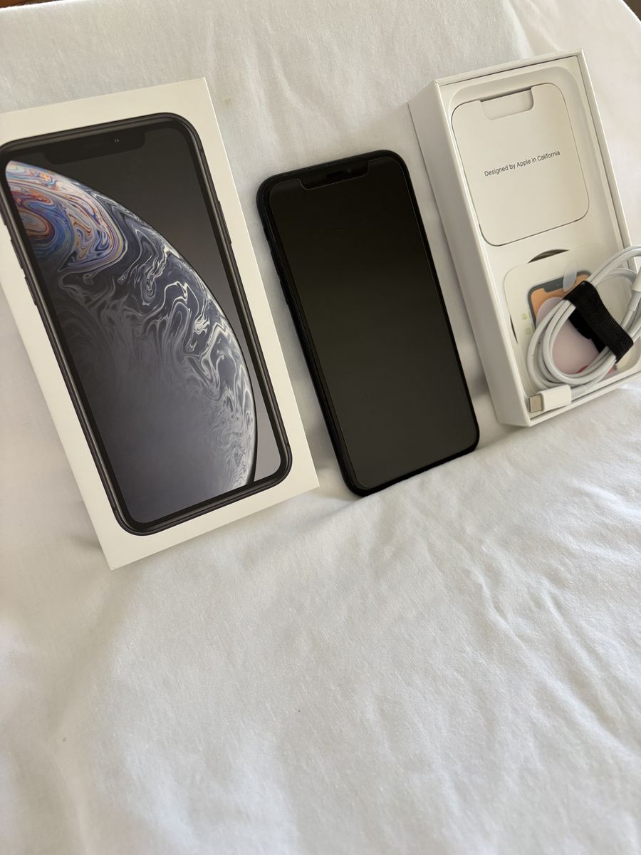 iPhone Xr, Black 64GB
