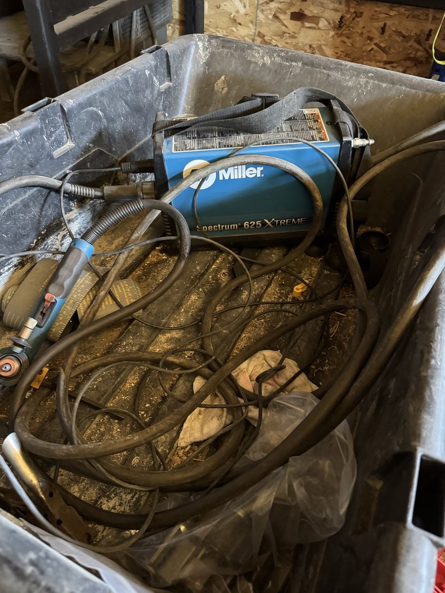 Plasma cutter