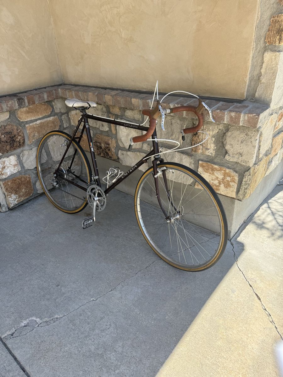 Vintage Univega Soecialissima road bike