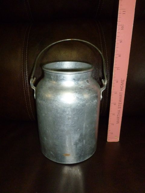 Milk Can Shaped-Aluminum Dairy Farm Cream Can/ Bucket - Country/Vintage