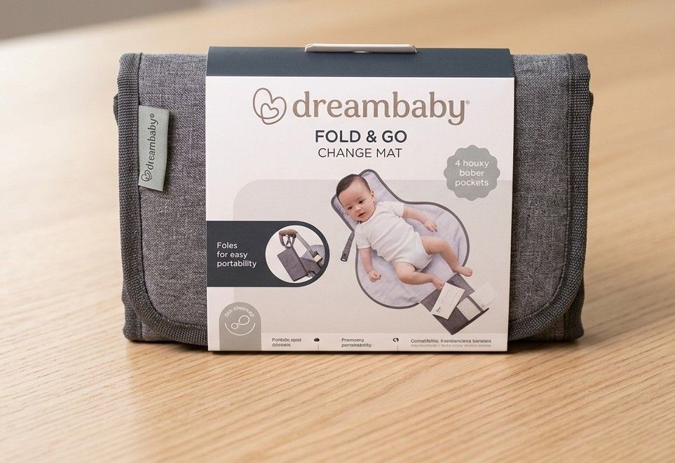 Dreambaby Fold & GO portable changing pad