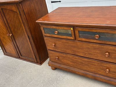 Armoire
