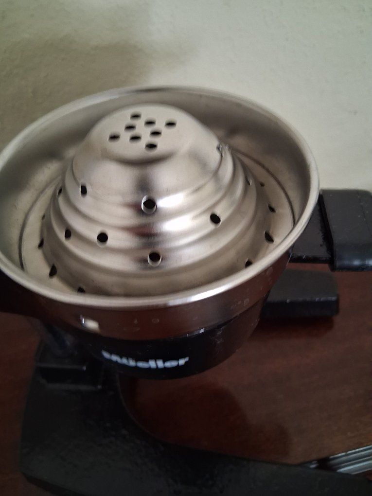 Main image 3
