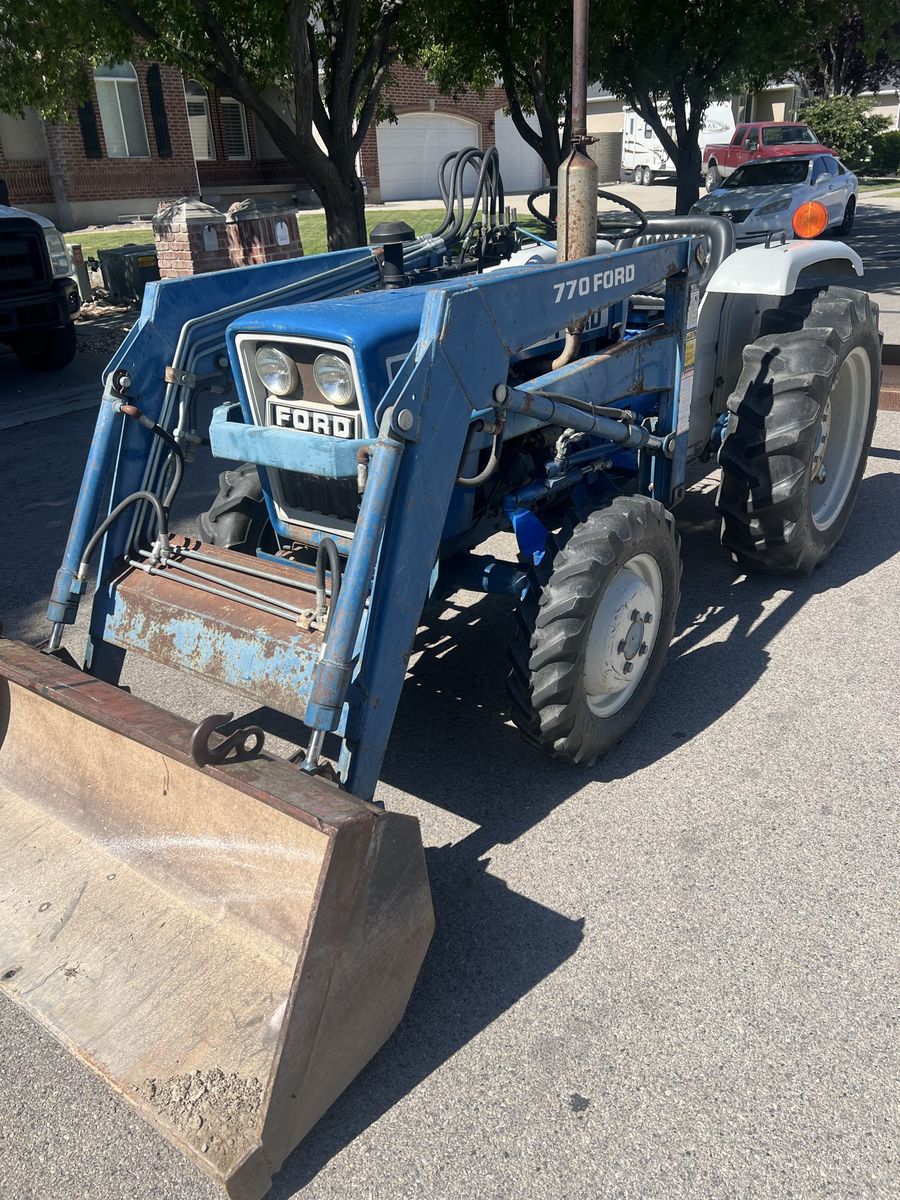 Ford 4x4 loader power steering