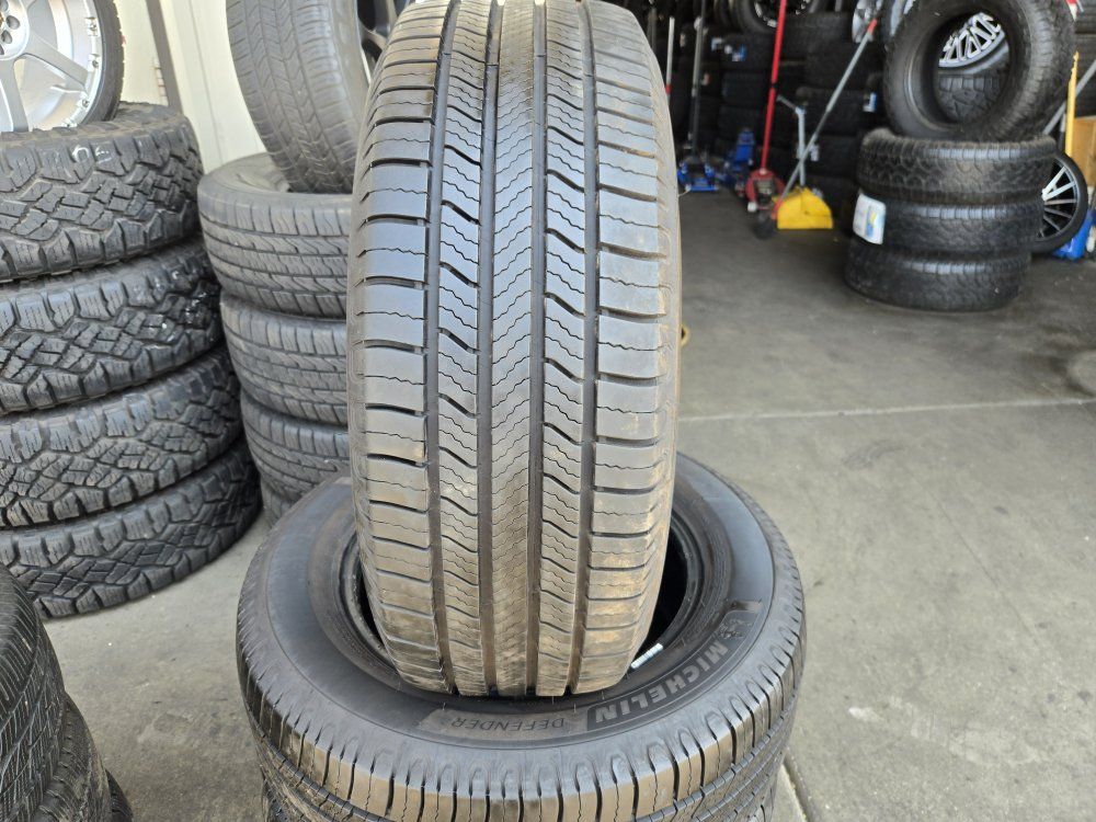 SET 225/60R16 MICHELIN DEFENDER2