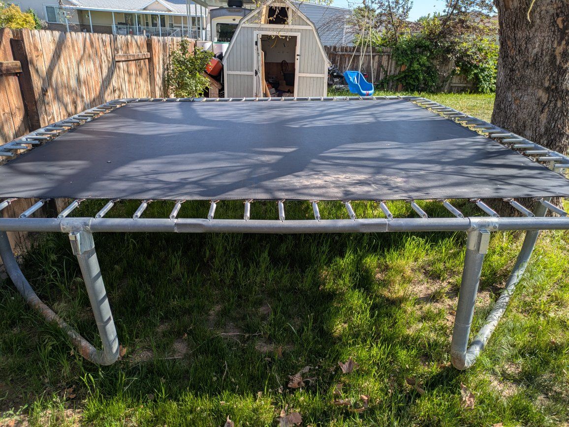 Heavy duty trampoline