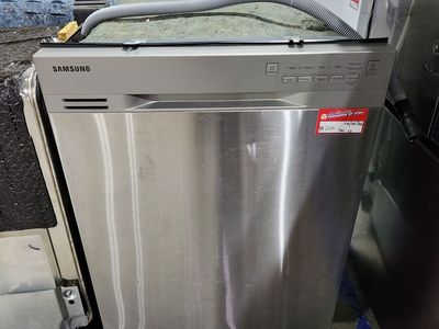 GREAT SAMSUNG STAINLESS STEEL DISHWASHER! W-WARRANTY