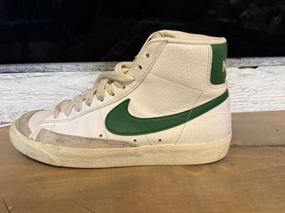 Nike Blazer Mid ’77 Vintage “Pine Green”