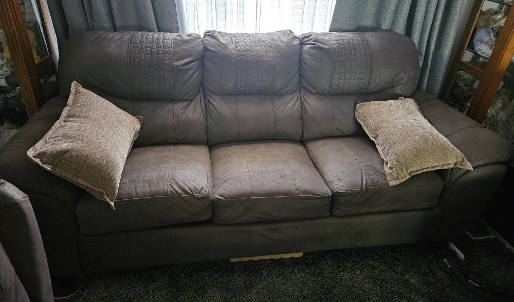 Main image 4