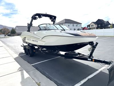 Beautiful 2022 MB B52 23 Alpha