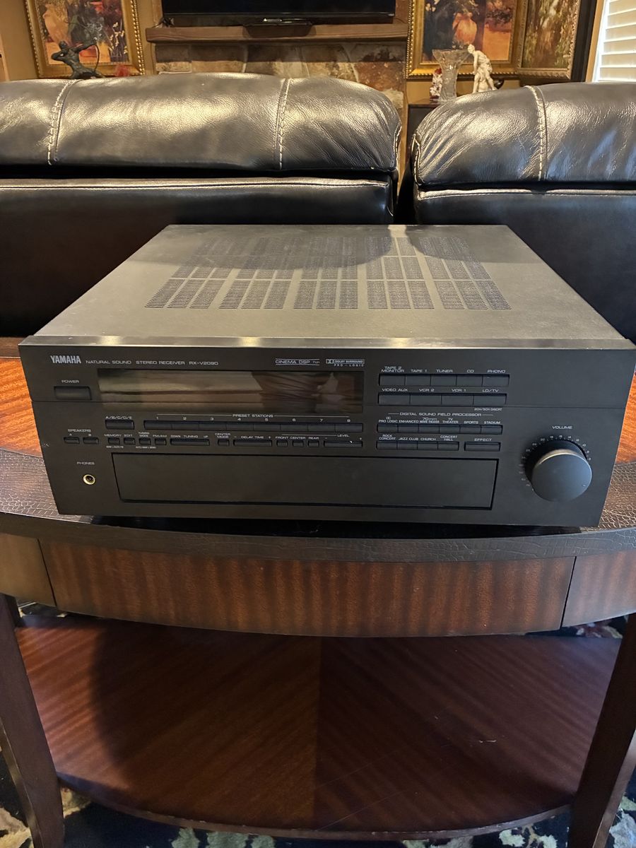 Yamaha RX-V2090 stereo receiver 7 channel