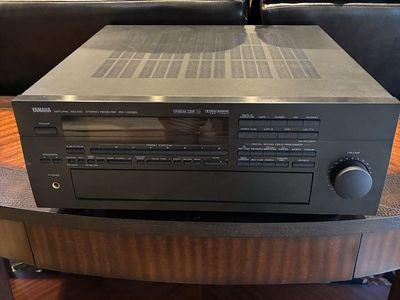 Yamaha RX-V2090 stereo receiver 7 channel