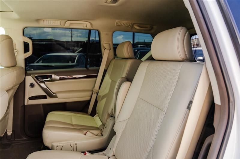 Main image 36