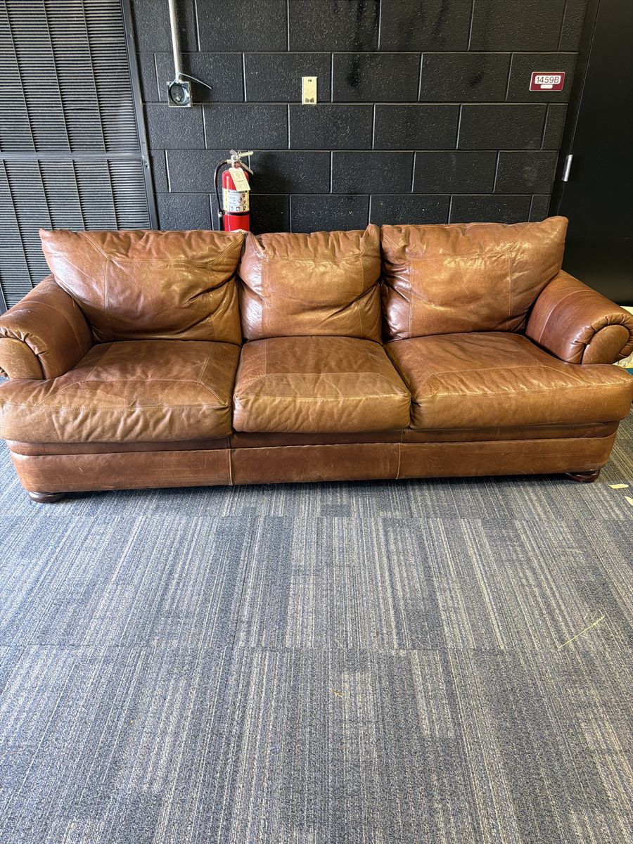 Deer Valley style Couch, sofa