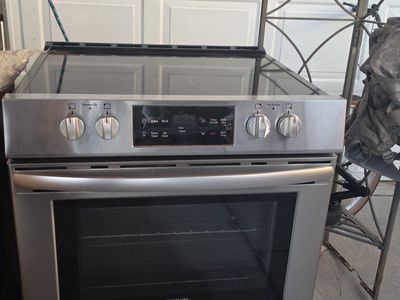 Frigidaire Range
