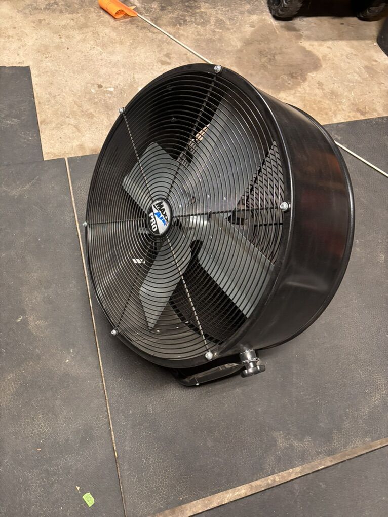 Maxx Air Pro 24in Fan