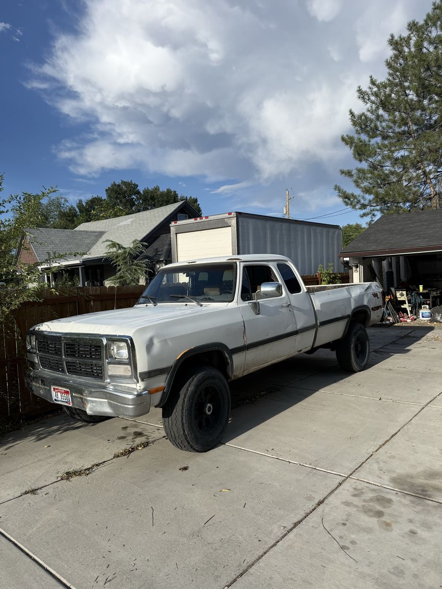 1992 Dodge RAM 250 LE