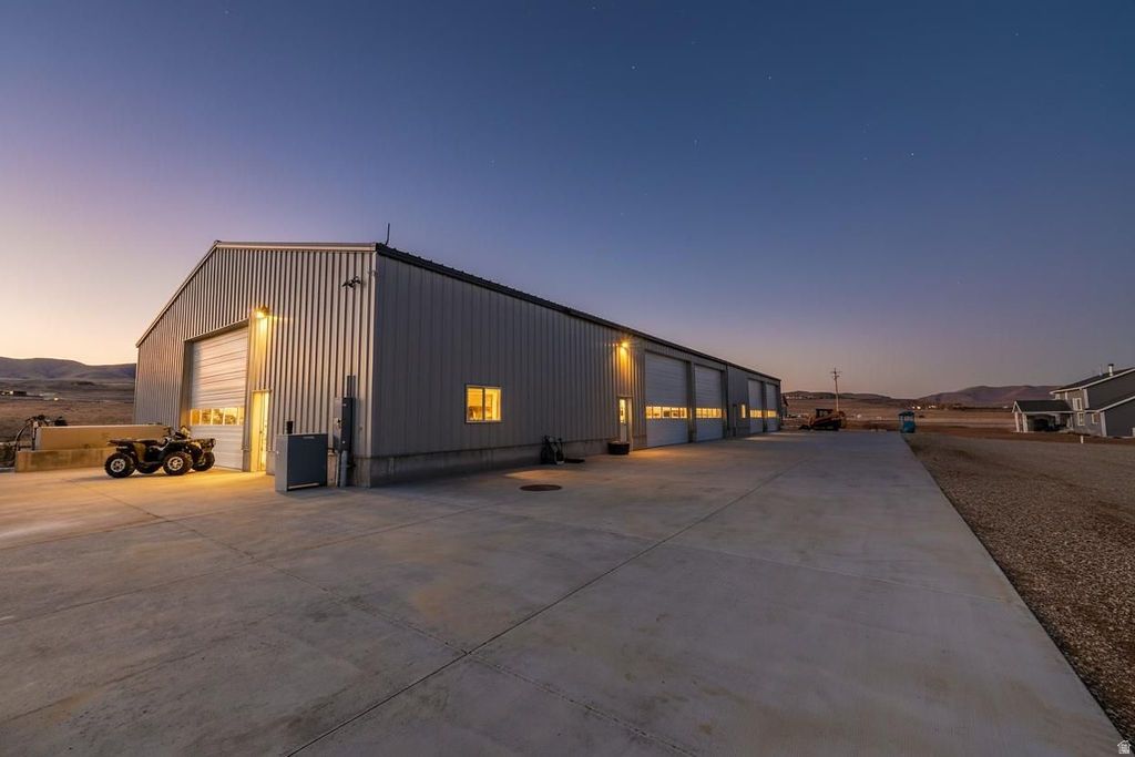 Commercial Shop/storage space for rent