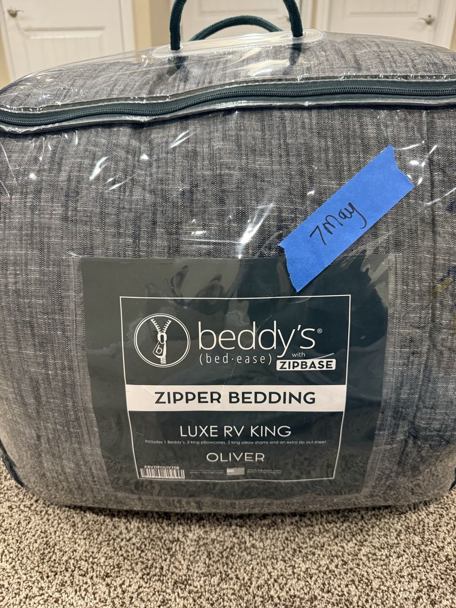 Beddys RV KING Oliver Minky Zipbase
