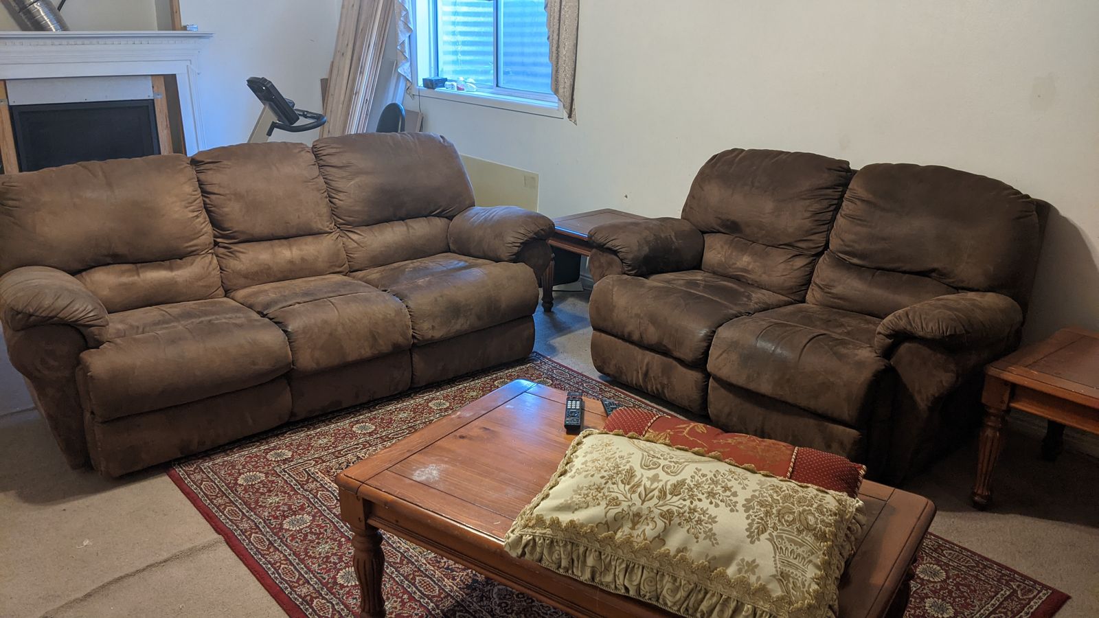 Couch/sofa set