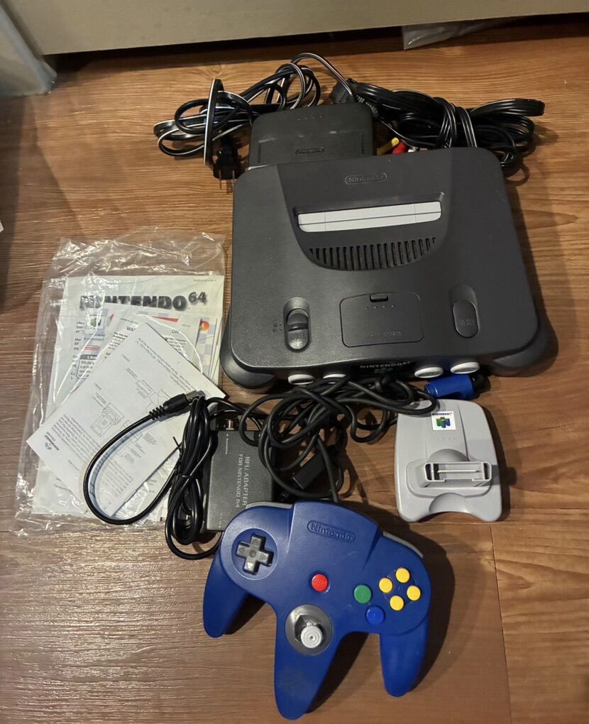 Nintendo 64 N64 Console Bundle TESTED