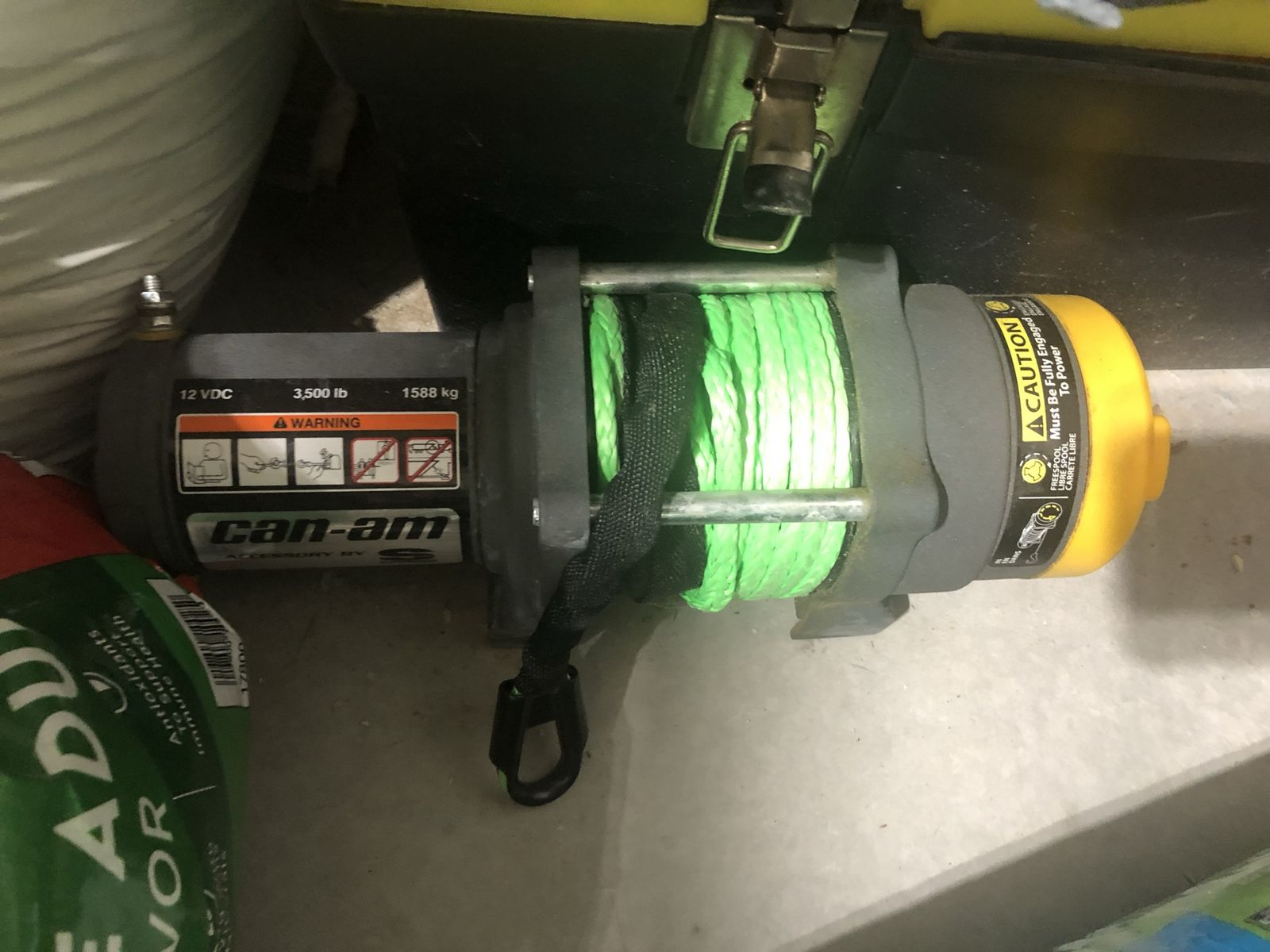 Can-Am 3,500 lb 12 VDC Winch with Green Synthetic Rope - Powersports Accessory