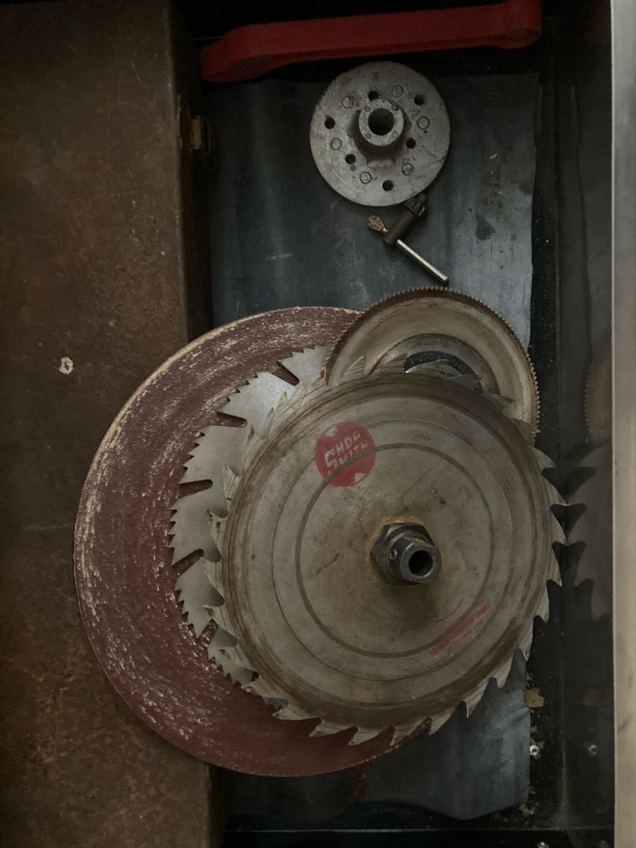 Main image 3