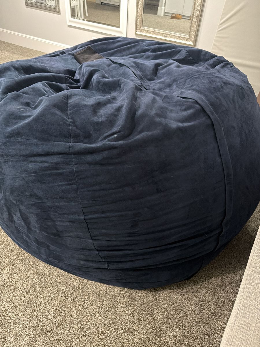 Main image 3