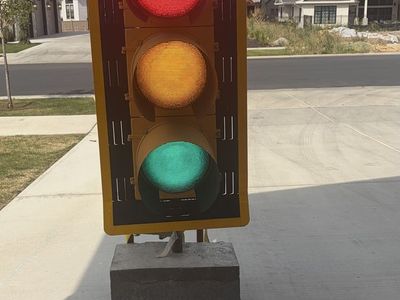 Authentic 6-Foot Traffic Signal, Plugs Into The Wall, Comes With A Remote. Yes Really.