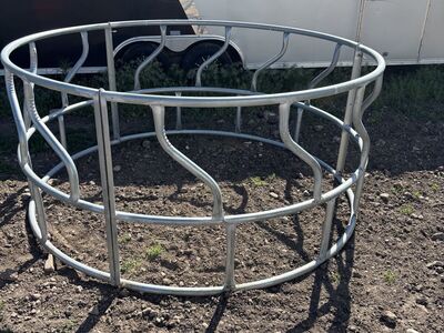 Round Bale Feeder