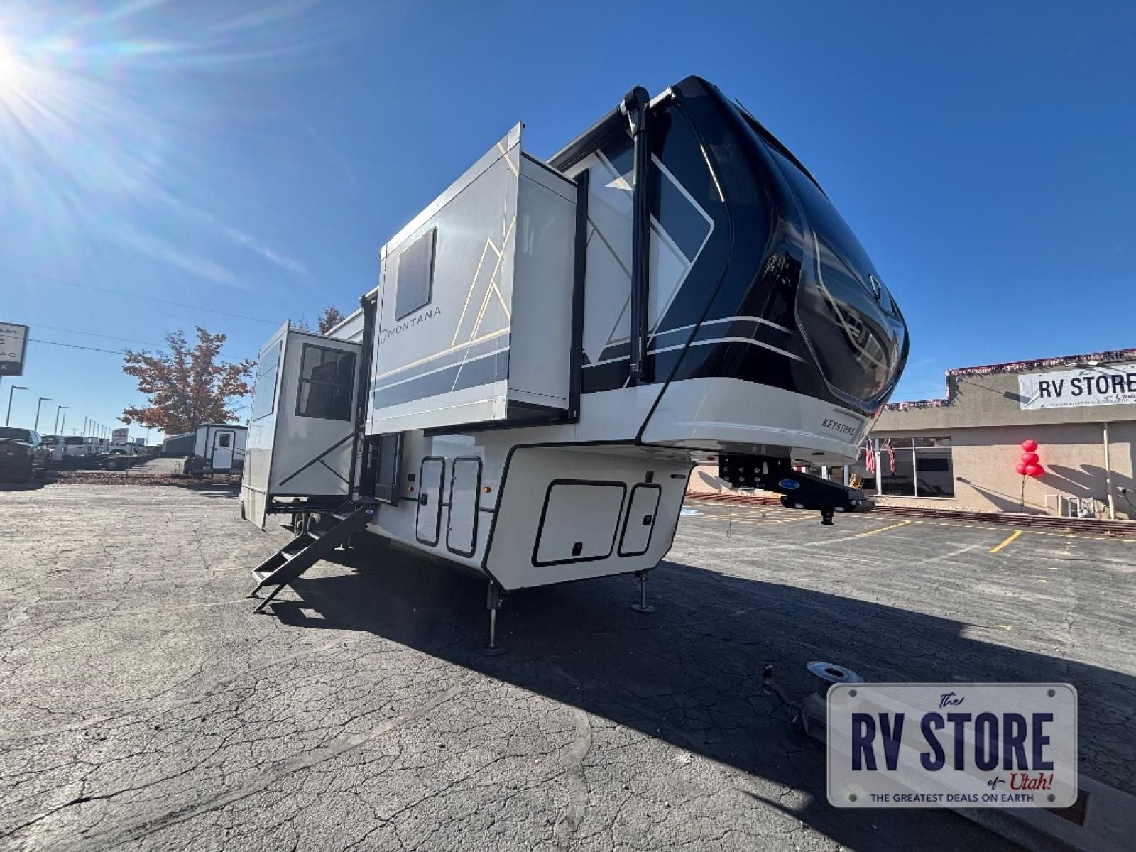 2026 Keystone RV Montana 3795FK In Stock