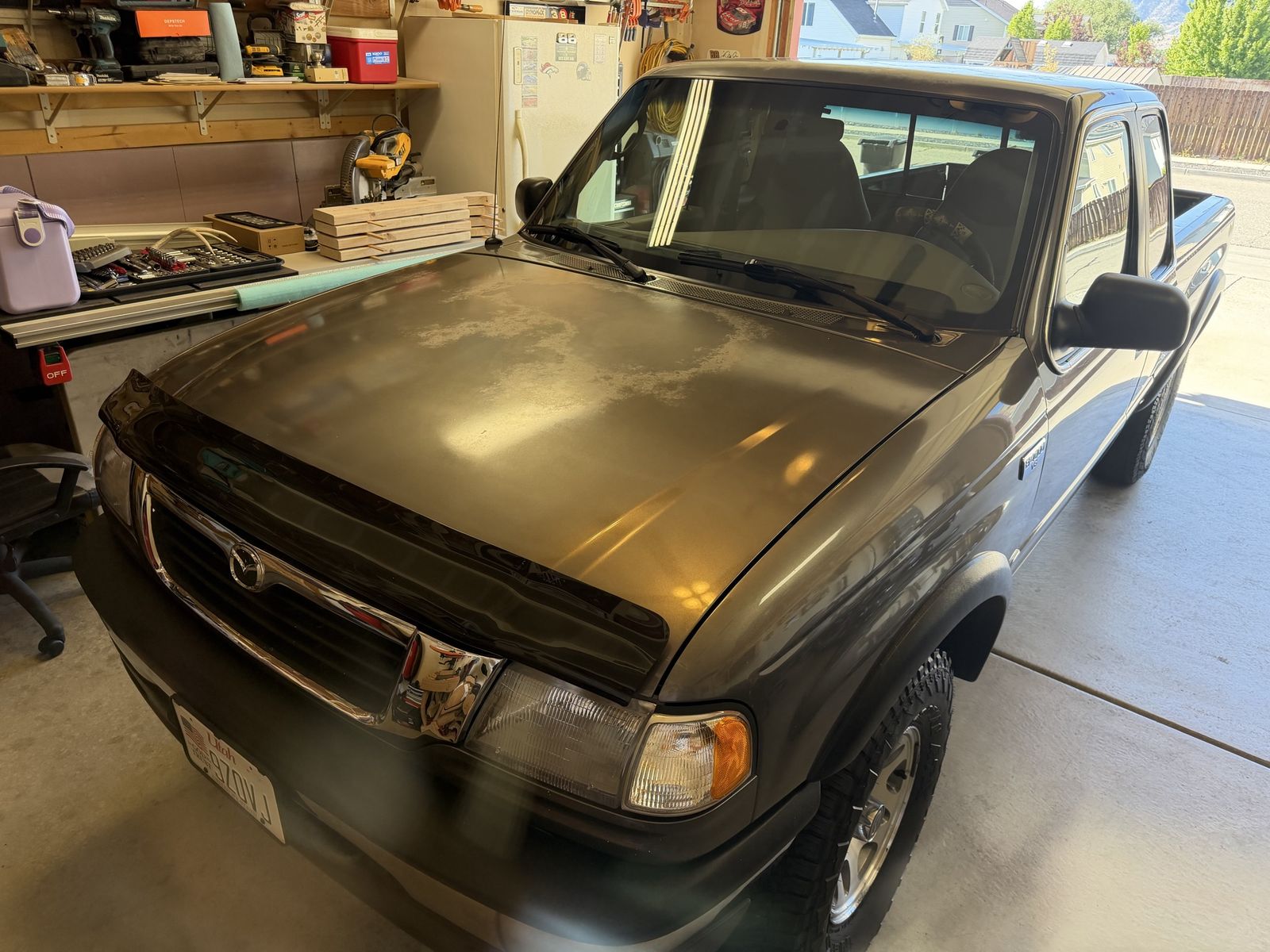 2000 Mazda B-Series 