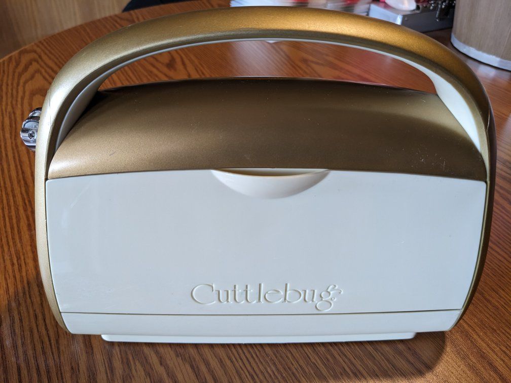 Anna Griffen CuttleBug hand crank embossing machin