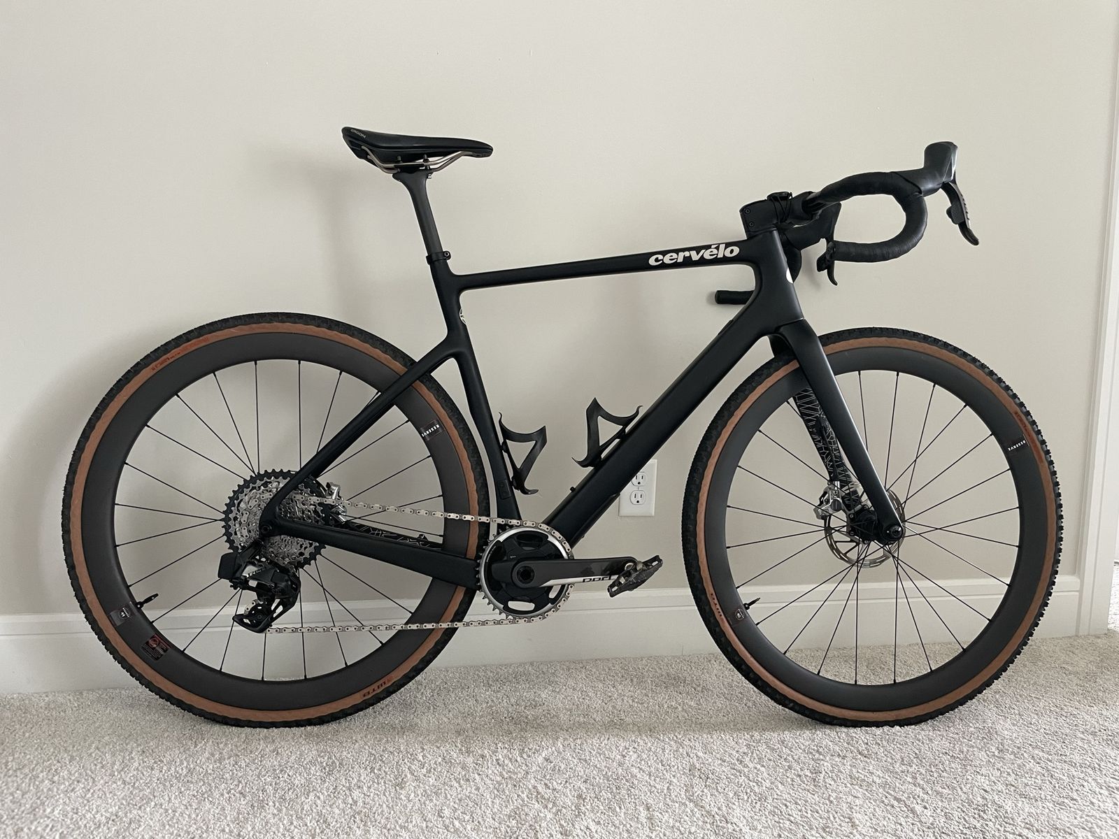 2024 Cervelo Aspero 5 - 58cm Sram Red
