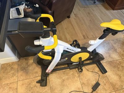 NordicTrack NTEXTDF25 TDF Tour de France Indoor Exercise Bike 24" Screen