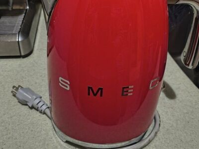 Smeg electric kettle