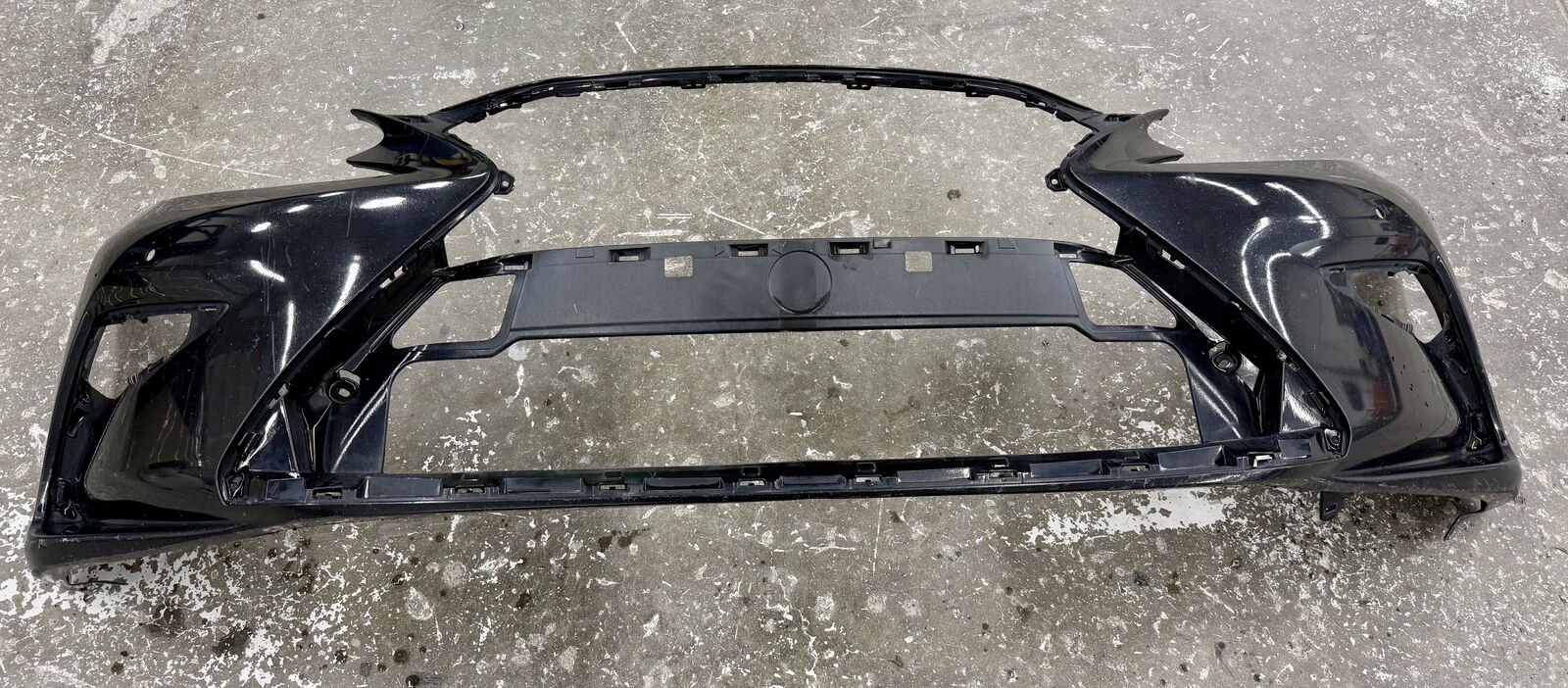 2016-2018 Lexus ES Front Bumper