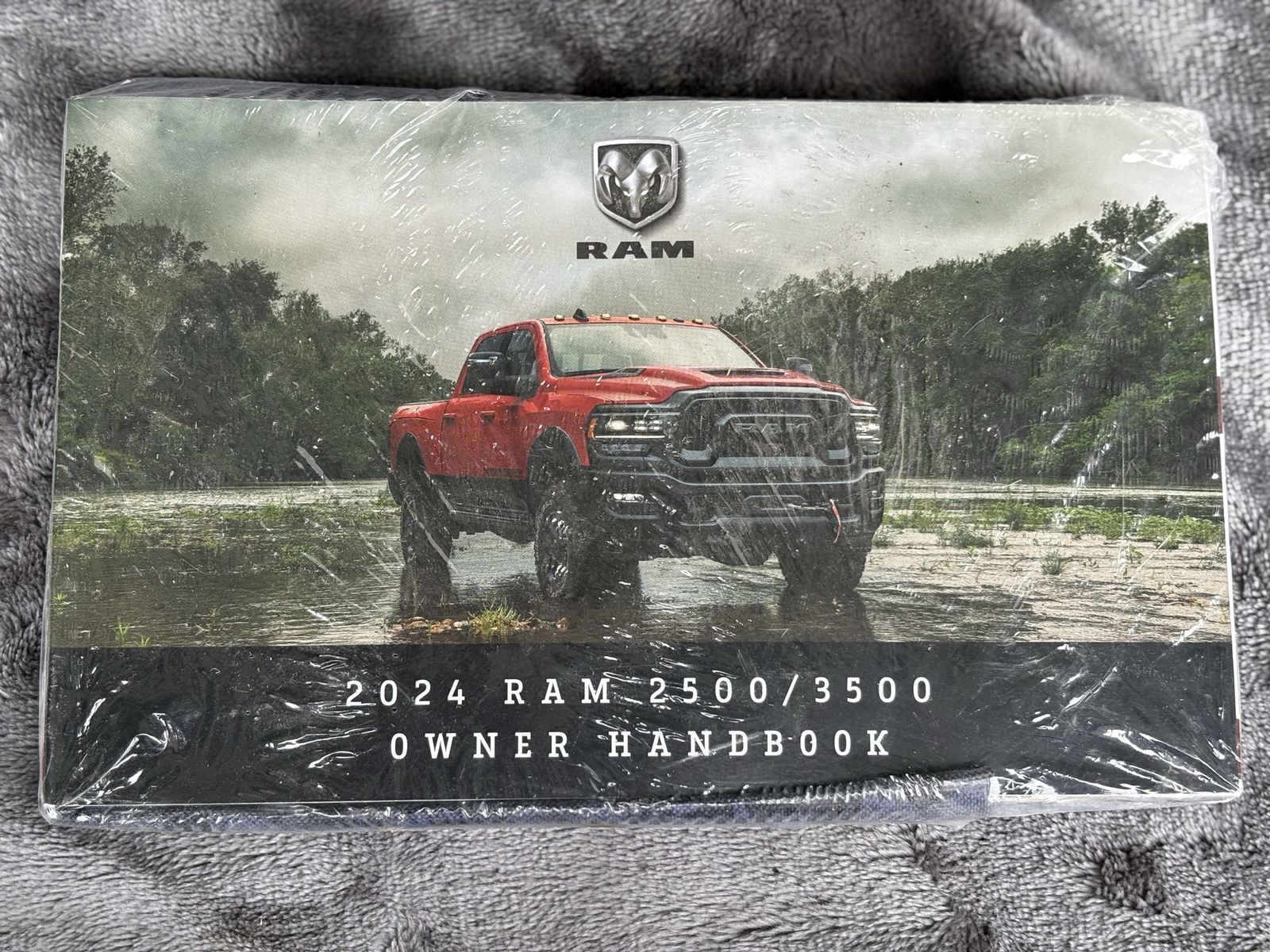 2024 RAM 2500/3500 Owner's Handbook - Factory Sealed New Condition