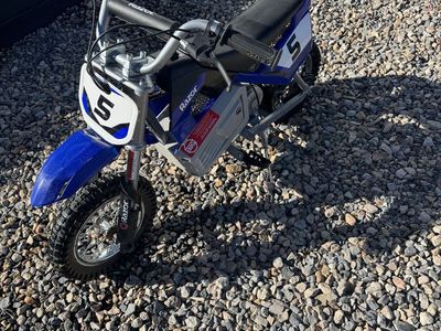 Razor MX350 Kids Electric Dirt Bike