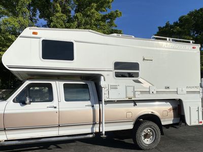 2001 Fleetwood ElkHorn Camper