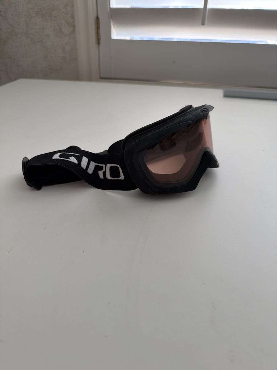 Giro Ski/Snowboard Goggles - Black Frame, Amber Lens, Adjustable Strap