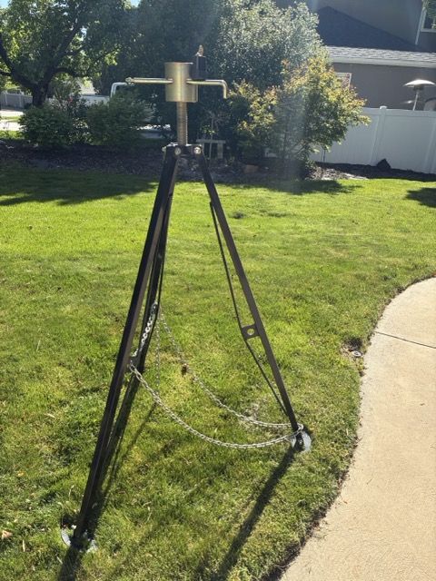 Adjustable Locking Fifth Wheel Stabilizer