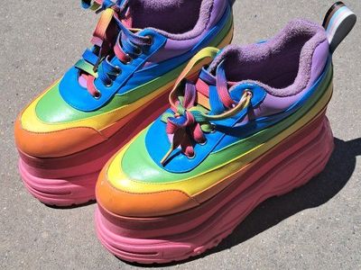 Don't miss these Rainbow Platform Chunky Rave Sneakers! Size 6 OBO women's shoes