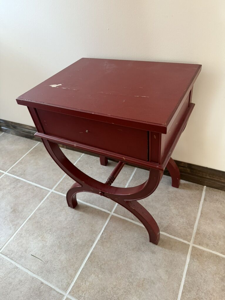 Cute end table nightstand 28.5 T 23” W 18” D