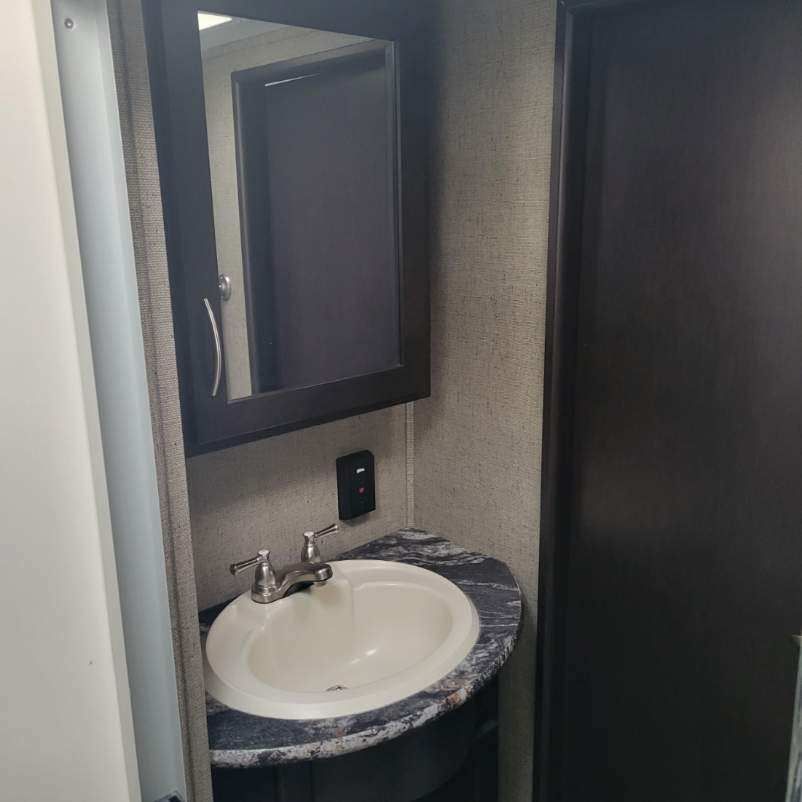 Main image 14